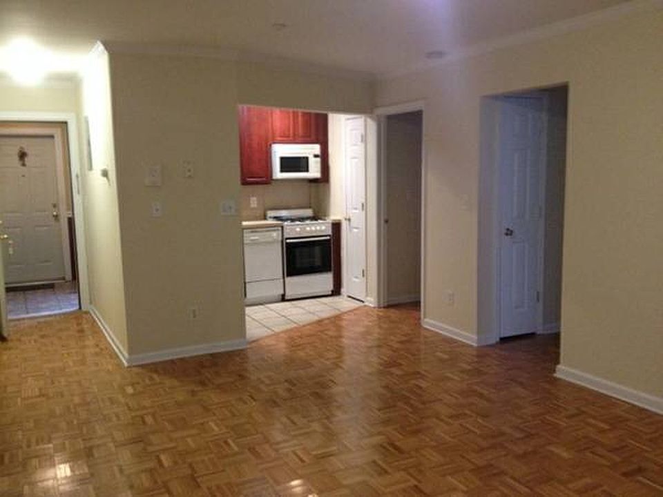 1st image of 1536 Stadium Ave