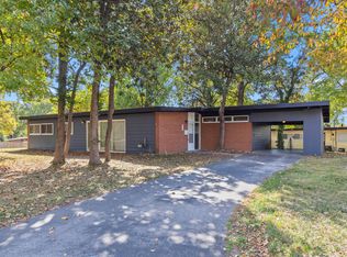 8340 Pepperidge Dr, Saint Louis, MO 63134
