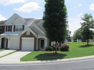6935 Beverly Springs Dr, Charlotte, NC 28270