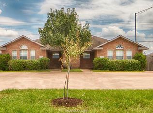 1000 Sun Meadow Ct, College Station, TX 77845