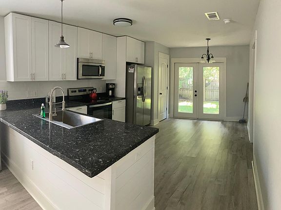 3rd image of 10401 Senegal Dr