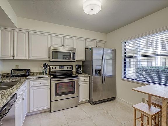 2nd image of 228 Fox Glen Dr APT 3106