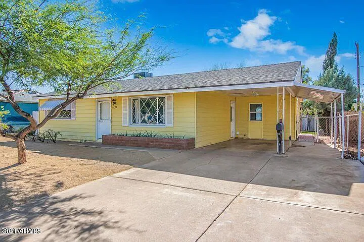 2 bed, 1340 sqft, $2,200 — Photo 3