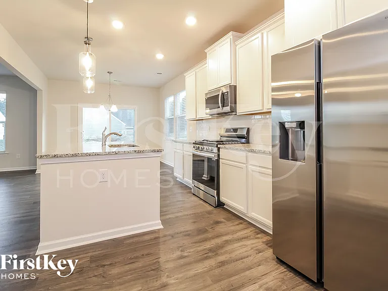 1003 Mission Hill Ln — Photo 6