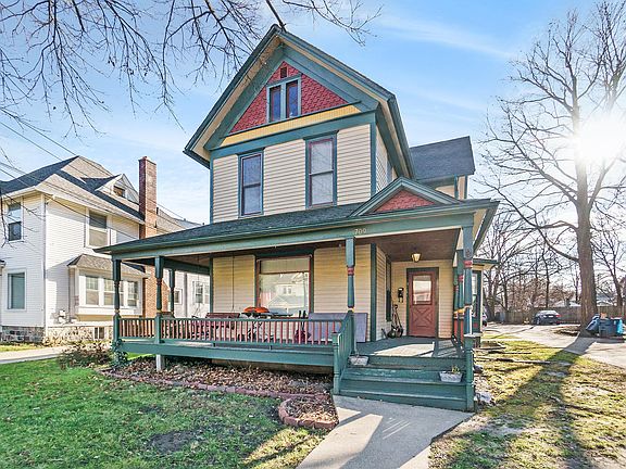 2nd image of 709 W Lovell St