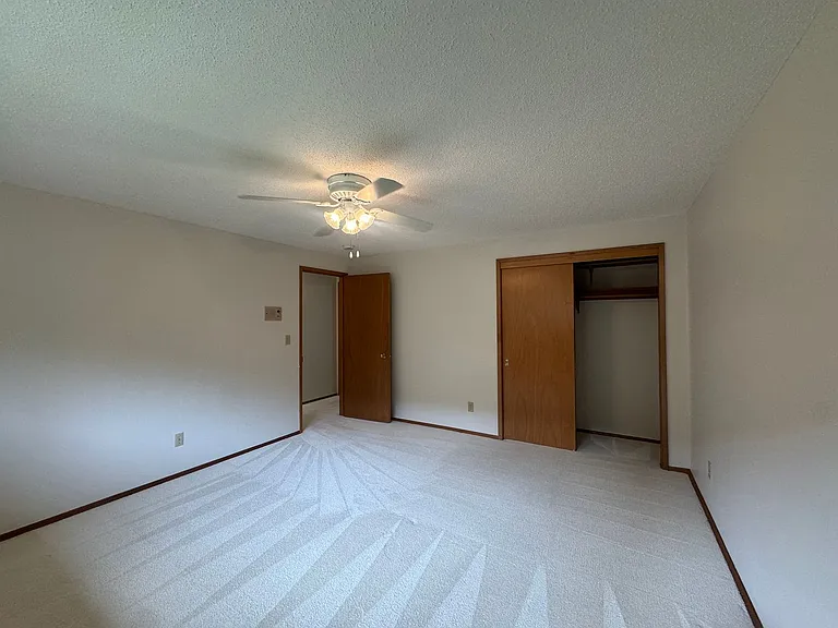 927 S 294th Pl — Photo 23