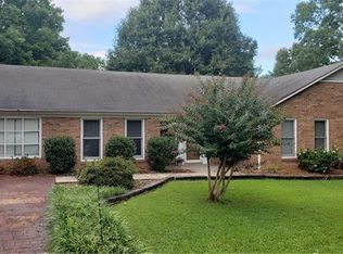 7117 Pence Rd, Charlotte, NC 28215