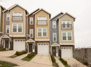 235 SW Seymour Ct, Portland, OR