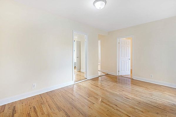1st image of 1636 Lexington Ave APT 13