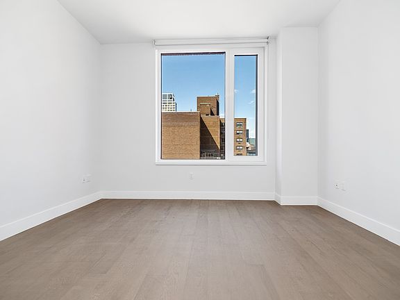 4th image of 200 E 23rd St APT 9D