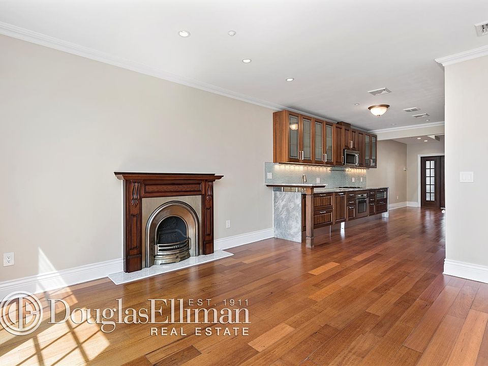 1st image of 190 Saint Marks Ave APT 4
