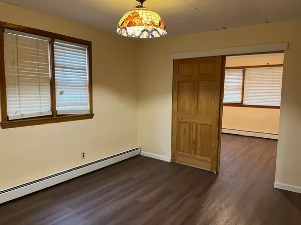 36 Humphrey Avenue image 10 of 14