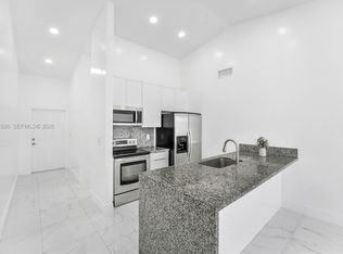 6742 NW 188th Ter #6742, Hialeah, FL 33015