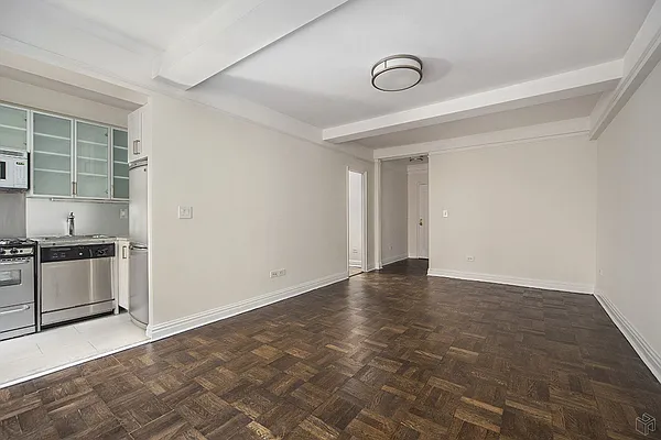 Rented by Halstead Real Estate | media 14