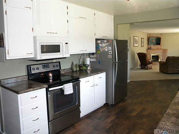 2nd image of 506 N Lincoln Ave