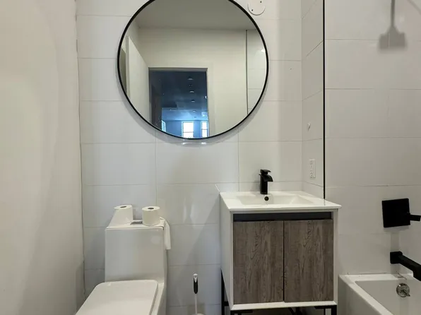 71 Court House Place image 5 of 11