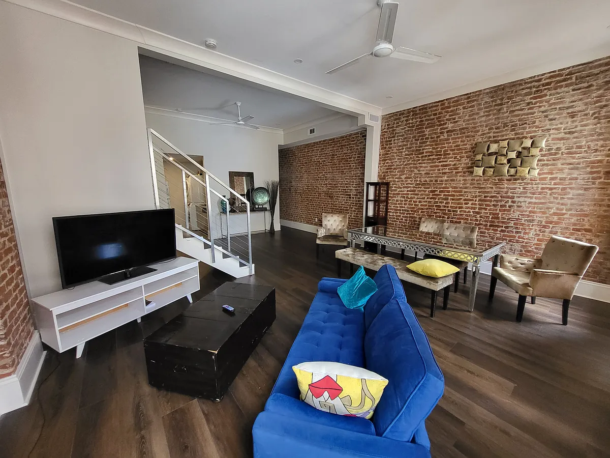 Building Photo - 331 Decatur St #3B