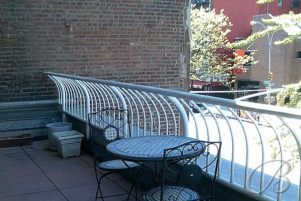 Sold by Bellmarc Realty | media 20