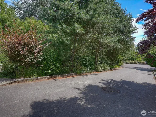 710 11th Avenue SE, Olympia, WA 98501