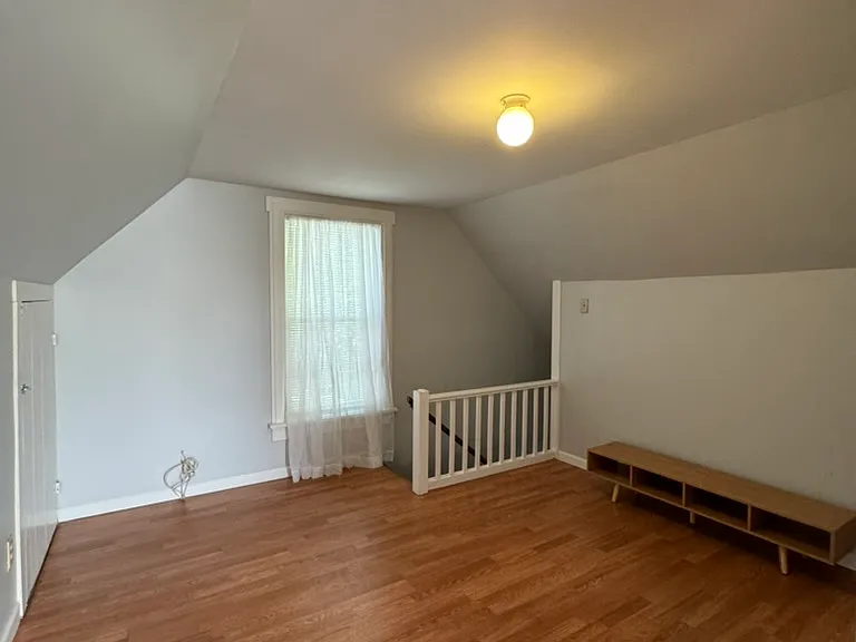 539 N Elm Ave — Photo 17