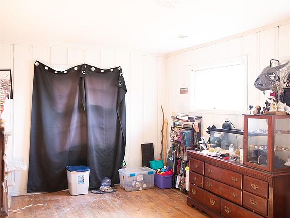 3rd image of 5030 Old Railroad Bed Rd