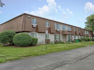 30237 Utica Rd, Roseville, MI 48066