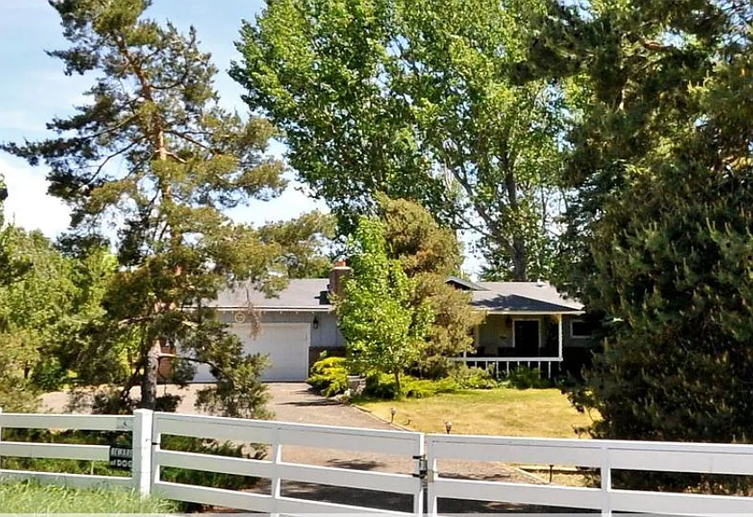 245 Bellevue Rd photo 1