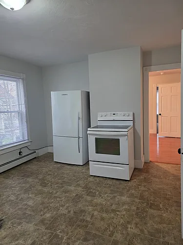 2302 Main St #2 Photo 1