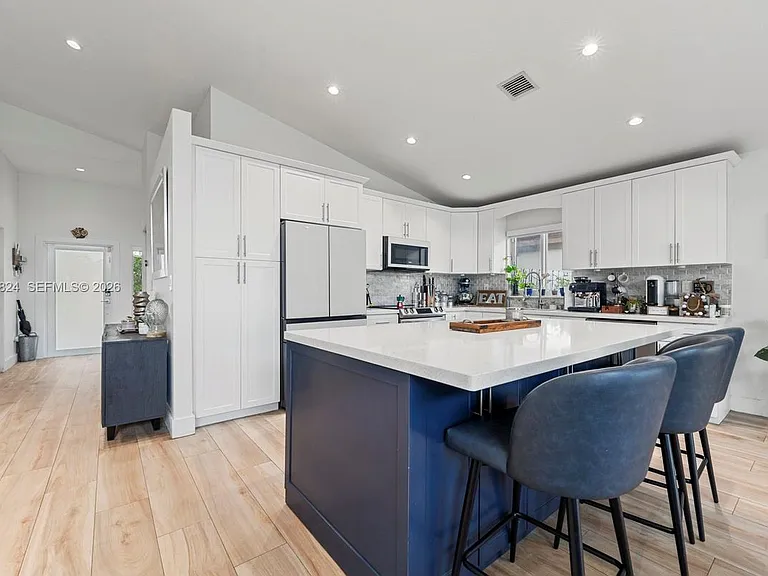 17485 SW 29th St #1 — Photo 9