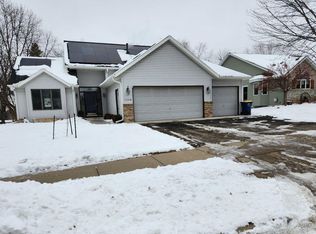 1308 Honeylocust Dr, Northfield, MN 55057