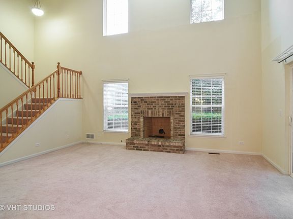 2nd image of 501 W Fontenay Way