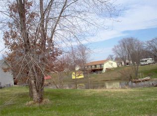 1688 Aloha Dr, Worden, IL 62097