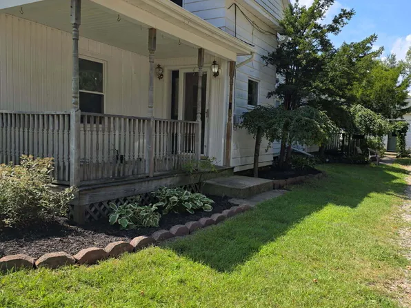 409 Evans St, Jonesville, MI 49250
