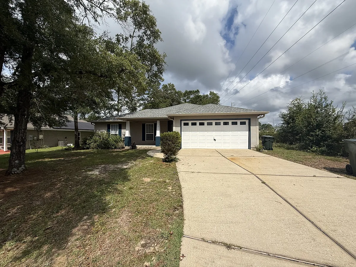 Building Photo - 51 Yearling Ct