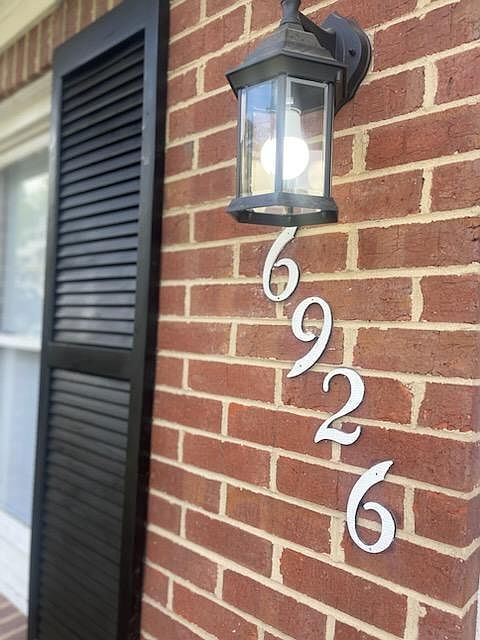 1st image of 6926 Glen Errol Way