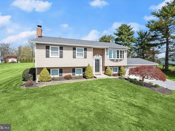 3002 Glenvue Dr, Westminster, MD 21157
