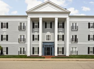 12914 University Cres APT 1B, Carmel, IN 46032