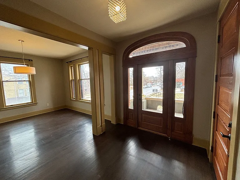 641 19th Street 1821 Woodland Ave — Photo 8