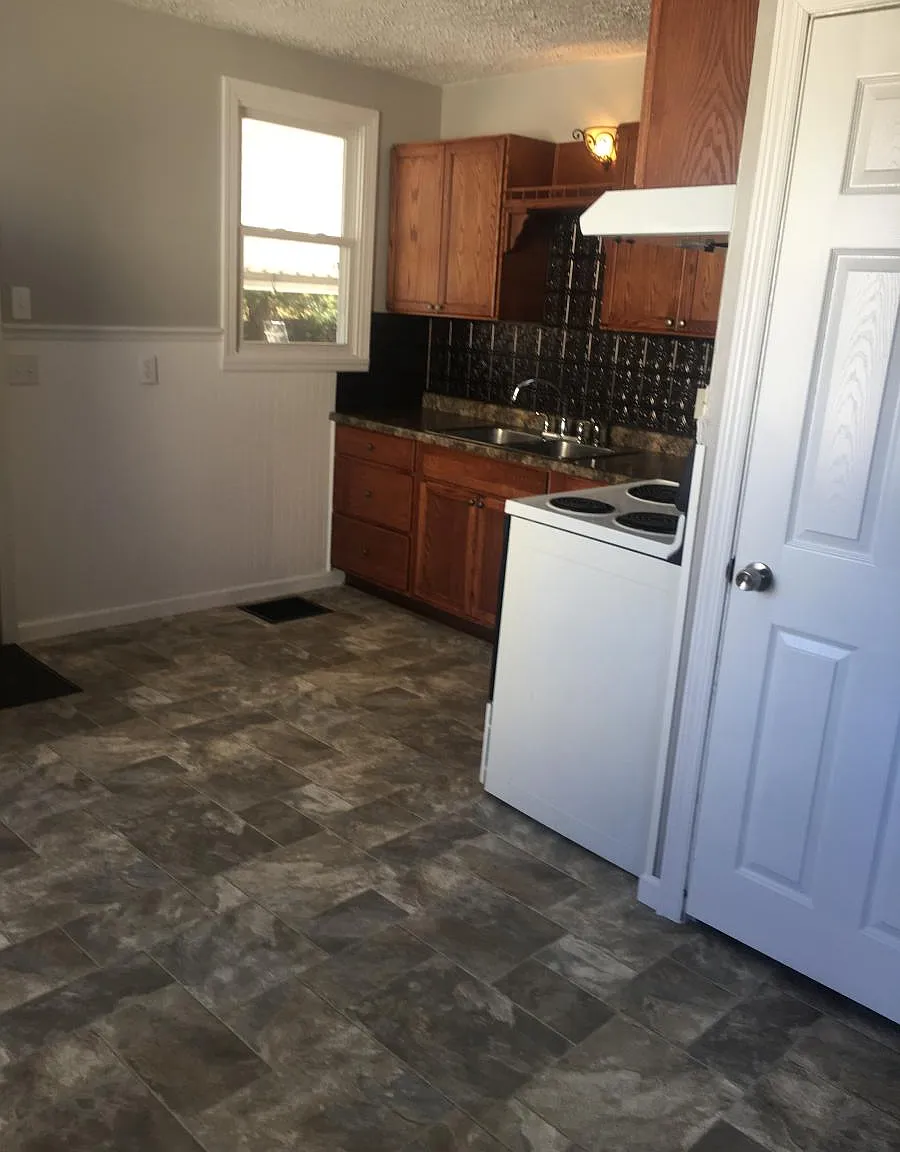 Perry Drive SW, Canton — Photo 2