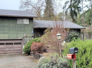 3060 Monterey Dr, Roseburg, OR 97470