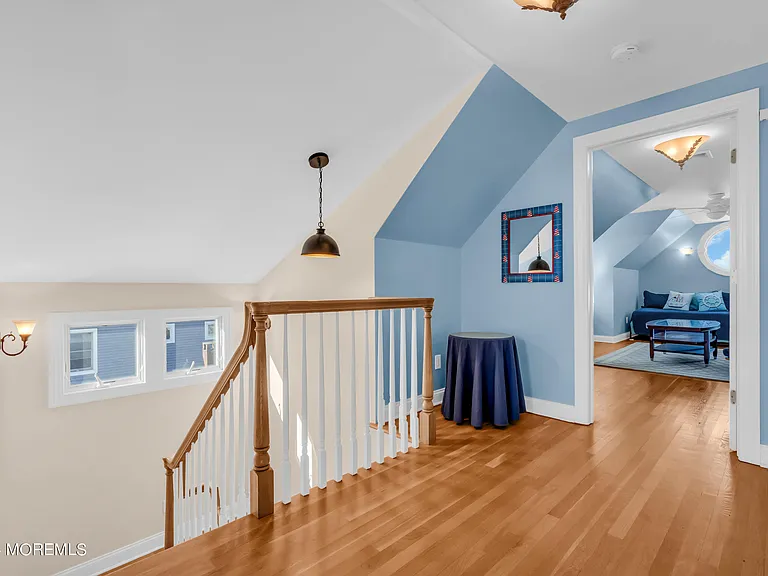 18 Meadow Ave — Photo 43