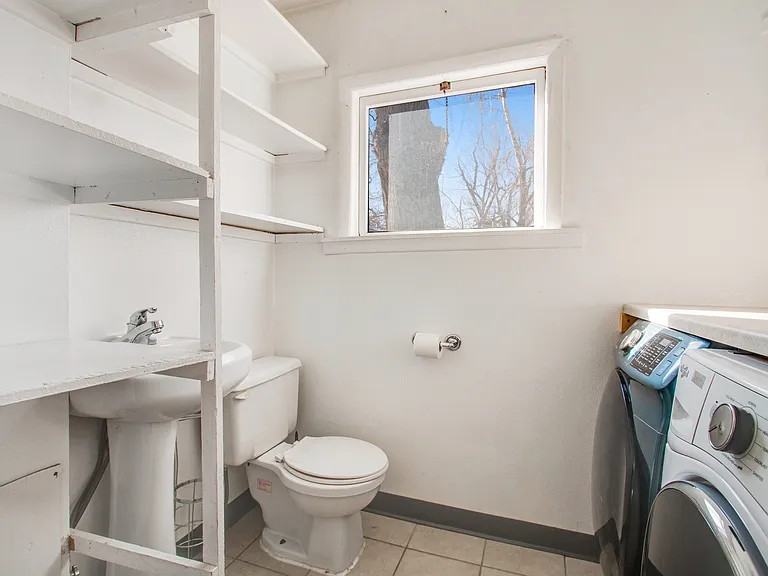 3529 Vernon Dr — Photo 9