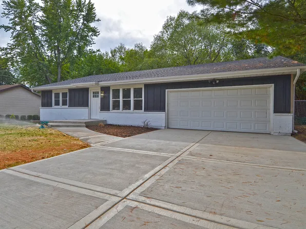 1403 James Ct, Ottawa, IL 61350
