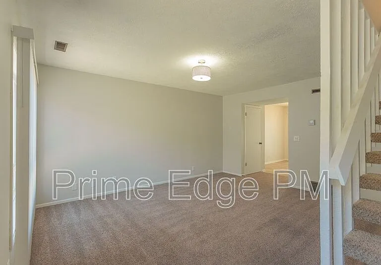 6235 Holdrege St #A3-apt A3 — Photo 3