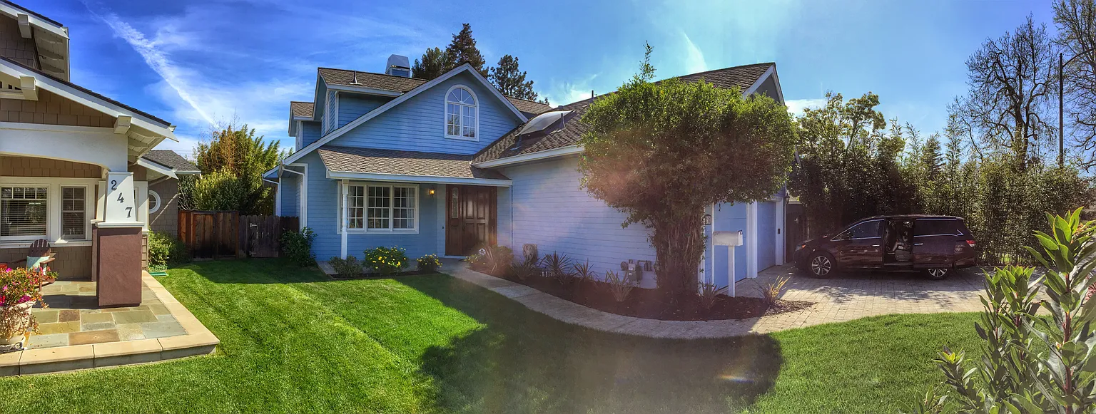 251 Oakhurst Pl photo 1