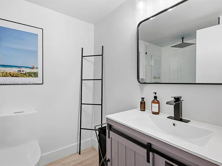 701 Brickell Key Blvd #1106 — Photo 49