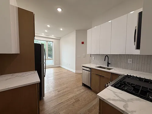 40 Lembeck Ave Photo 1