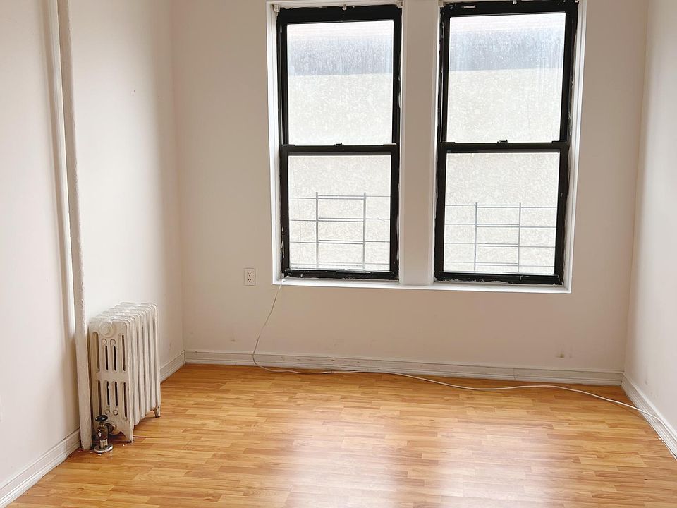 2nd image of 8693 Bay Pkwy Floor 2