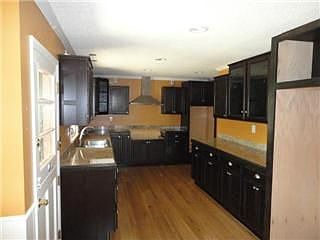 5th image of 11300 Glen Arbor Ter