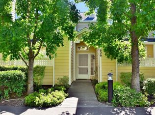 626 Wisteria Ln, Santa Rosa, CA 95407